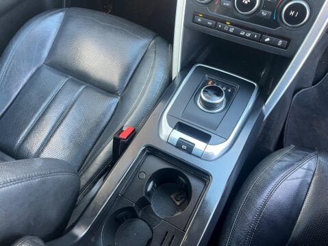 Land Rover Discovery Sport 2.0 TD4 HSE Auto 4WD Euro 6 (s/s) 5dr 31