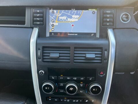 Land Rover Discovery Sport 2.0 TD4 HSE Auto 4WD Euro 6 (s/s) 5dr 32