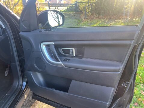 Land Rover Discovery Sport 2.0 TD4 HSE Auto 4WD Euro 6 (s/s) 5dr 26