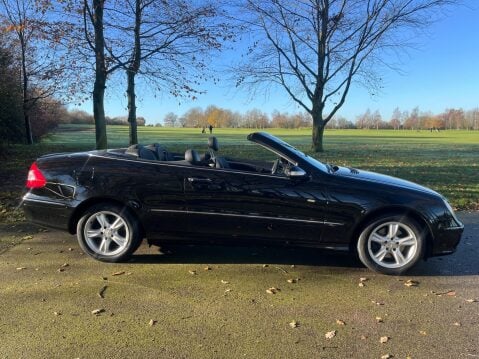 Mercedes-Benz CLK 3.2 CLK320 Avantgarde Cabriolet 2dr 37