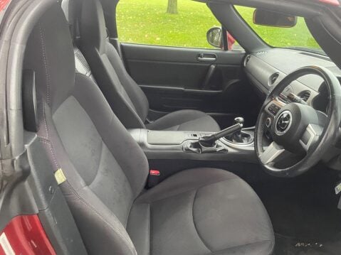 Mazda MX-5 2.0i SE Euro 4 2dr 16