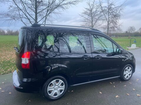 Ford Tourneo Courier 1.0 EcoBoost Zetec Euro 6 5dr 5