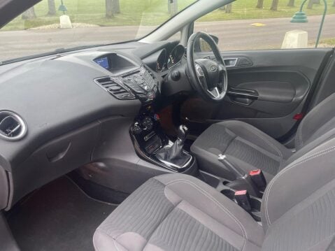Ford Fiesta 1.0T EcoBoost Zetec Euro 6 (s/s) 5dr 22