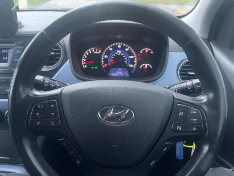 Hyundai i10 1.0 Blue Drive Premium Euro 6 (s/s) 5dr 23