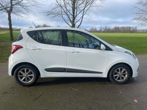 Hyundai i10 1.0 Blue Drive Premium Euro 6 (s/s) 5dr 4