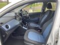 Hyundai i10 1.0 Blue Drive Premium Euro 6 (s/s) 5dr 21