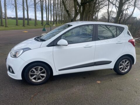 Hyundai i10 1.0 Blue Drive Premium Euro 6 (s/s) 5dr 14