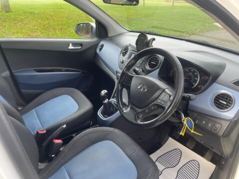 Hyundai i10 1.0 Blue Drive Premium Euro 6 (s/s) 5dr 20