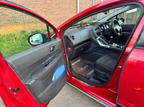 Peugeot 3008 2.0 HDi Exclusive Euro 5 5dr 28
