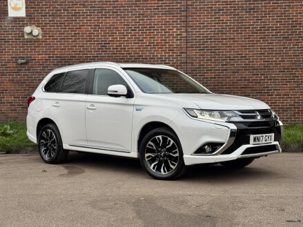 Mitsubishi Outlander 2.0h 12kWh 4h CVT 4WD Euro 6 (s/s) 5dr