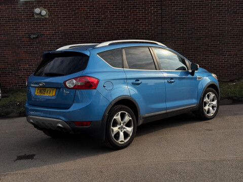 Ford Kuga 2.0 TDCi Titanium 2WD Euro 4 5dr 9