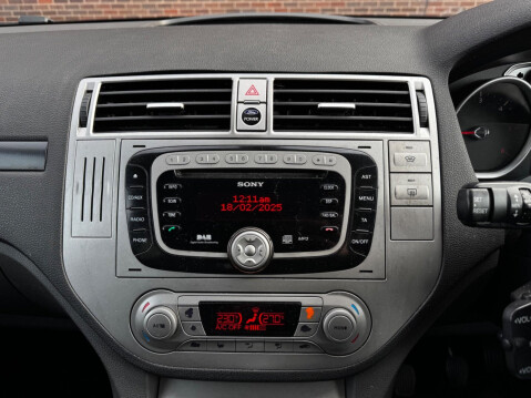 Ford Kuga 2.0 TDCi Titanium 2WD Euro 4 5dr 16