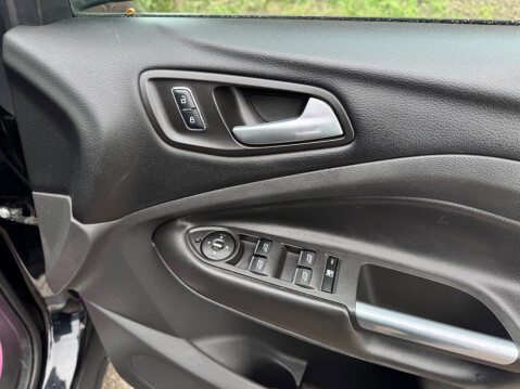 Ford Kuga 2.0 TDCi Titanium X Powershift AWD Euro 5 5dr 40