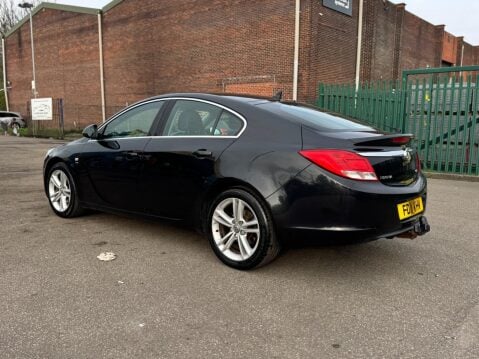 Vauxhall Insignia 2.0 CDTi ecoFLEX SRi Euro 5 5dr 10