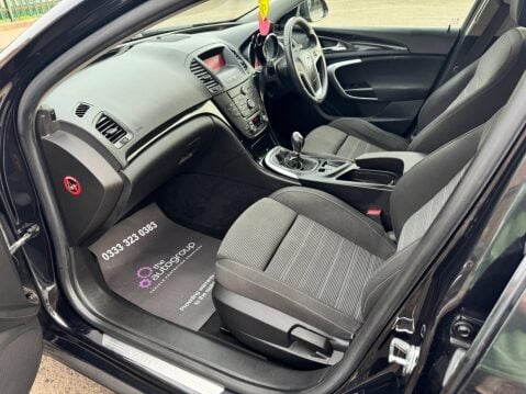 Vauxhall Insignia 2.0 CDTi ecoFLEX SRi Euro 5 5dr 26
