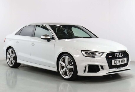 Audi RS3 2.5 TFSI Saloon 4dr Petrol S Tronic quattro Euro 6 (s/s) (400 ps)