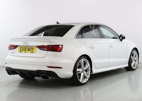 Audi RS3 2.5 TFSI Saloon 4dr Petrol S Tronic quattro Euro 6 (s/s) (400 ps) 7