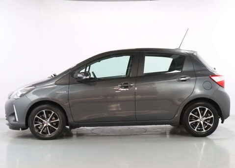 Toyota Yaris 1.5 Yaris Icon Tech VVT-i HEV CVT 5dr 4