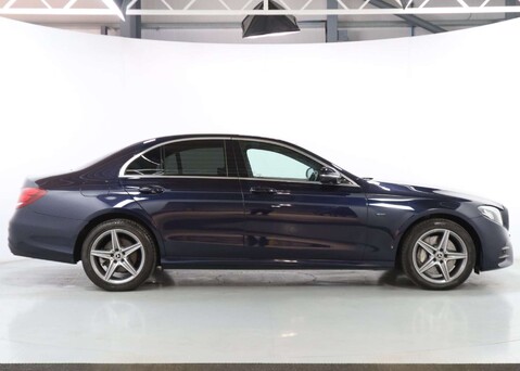 Mercedes-Benz E Class 2.0 E 300 AMG Line de Auto 4dr 8