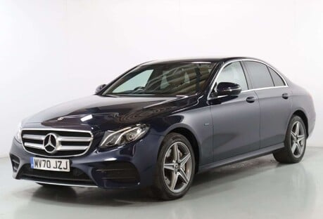 Mercedes-Benz E Class 2.0 E 300 AMG Line de Auto 4dr