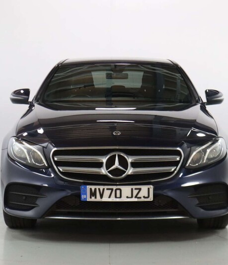 Mercedes-Benz E Class 2.0 E 300 AMG Line de Auto 4dr