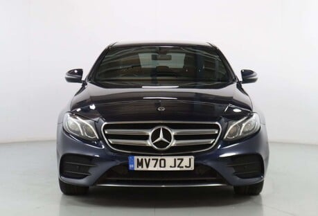 Mercedes-Benz E Class 2.0 E 300 AMG Line de Auto 4dr