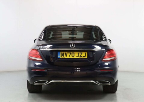 Mercedes-Benz E Class 2.0 E 300 AMG Line de Auto 4dr 6