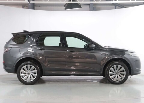 Land Rover Discovery Sport 2.0 Discovery Sport R-Dynamic HSE Auto 4WD 5dr 8