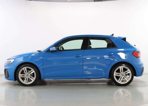 Audi A1 1.0 A1 Sportback 30 TFSI S Line 5dr 4