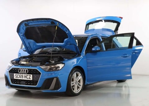 Audi A1 1.0 A1 Sportback 30 TFSI S Line 5dr 40