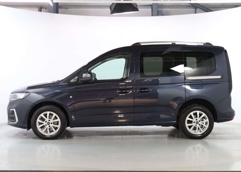 Ford Tourneo Connect 2.0 Tourneo Connect Titanium EcoBlue A 5dr 4