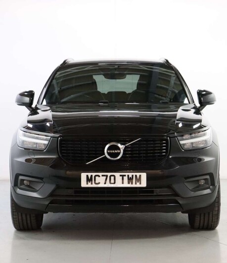 Volvo XC40 2.0 XC40 R-Design Pro B4 MHEV Auto 5dr