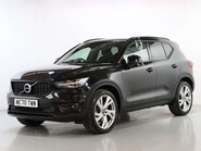 Volvo XC40 2.0 XC40 R-Design Pro B4 MHEV Auto 5dr 2