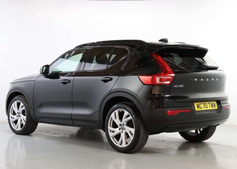 Volvo XC40 2.0 XC40 R-Design Pro B4 MHEV Auto 5dr 5