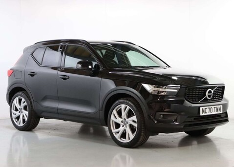 Volvo XC40 2.0 XC40 R-Design Pro B4 MHEV Auto 5dr 1