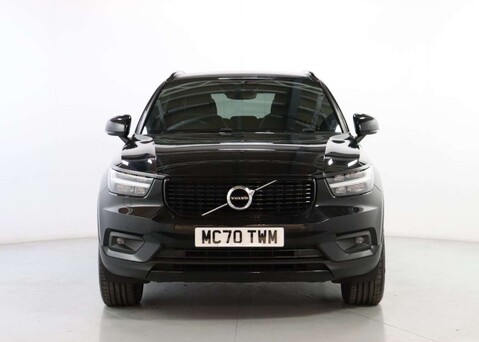 Volvo XC40 2.0 XC40 R-Design Pro B4 MHEV Auto 5dr 2