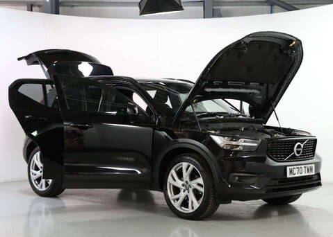 Volvo XC40 2.0 XC40 R-Design Pro B4 MHEV Auto 5dr 45