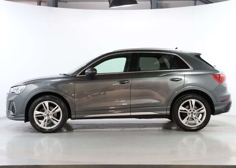 Audi Q3 1.5 Q3 S Line 35 TFSI MHEV Semi-Auto 5dr 4