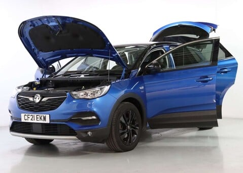 Vauxhall Grandland X 1.2 Grandland X SRi Nav T Auto 5dr 43