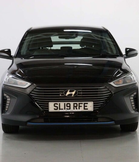 Hyundai IONIQ 1.6 IONIQ Premium FHEV Semi-Auto 5dr