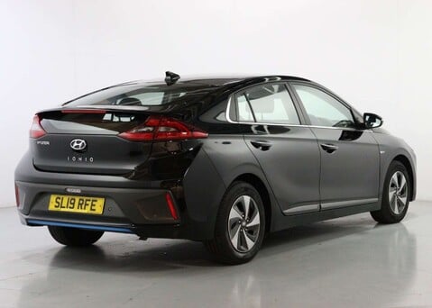 Hyundai IONIQ 1.6 IONIQ Premium FHEV Semi-Auto 5dr 7