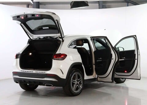 Mercedes-Benz GLA 1.3 GLA 250 Exclusive Edition E Auto 5dr 49