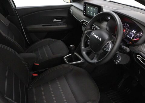 Dacia Jogger 1.0 Jogger Expression TCe 5dr 26