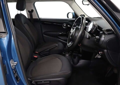 Mini Hatch 1.5 Cooper Classic Auto 5dr 30