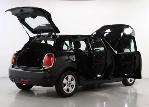 Mini Hatch 1.5 Cooper Classic Auto 5dr 43