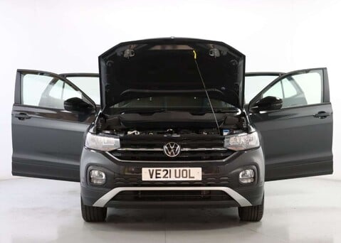 Volkswagen T-Cross 1.0 T-Cross SE TSi Semi-Auto 5dr 38