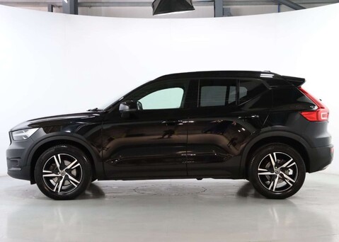 Volvo XC40 2.0 XC40 R-Design D4 AWD Auto 4WD 5dr 4