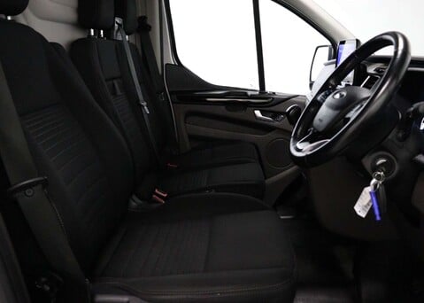 Ford Transit Custom 2.0 Transit Custom 300 Limited EcoBlue 24