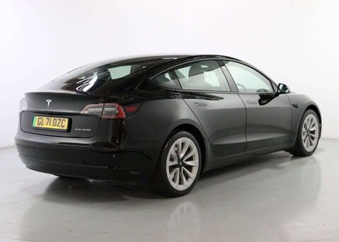 Tesla Model 3 Model 3 Long Range AWD 4WD 4dr 7