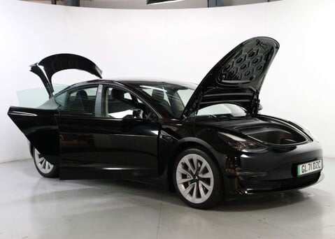 Tesla Model 3 Model 3 Long Range AWD 4WD 4dr 36